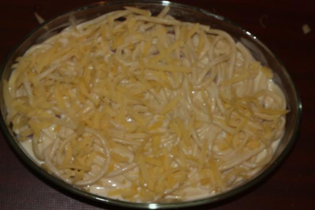 Beşamel Soslu Sucuklu Fırın Makarna Tarifi