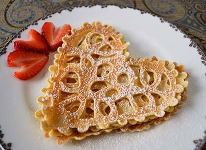 Kalp şekilli krep tarifi