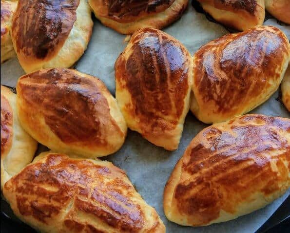 Mayalı Pastane Poğaçası Tarifi pişmiş hali